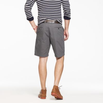9" club short in lightweight chino