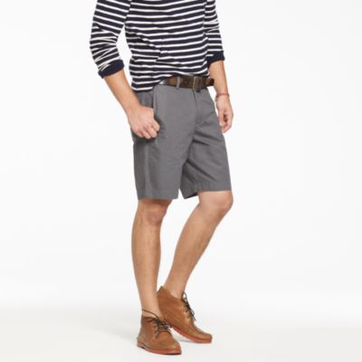 9" club short in lightweight chino