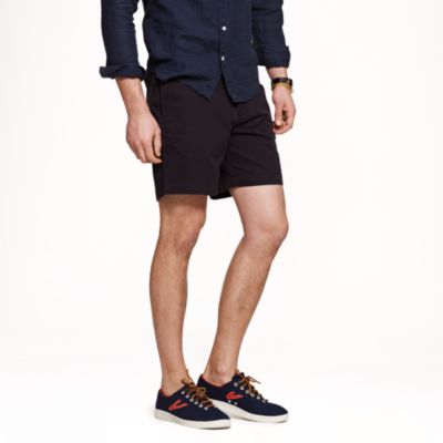 7" essential chino short