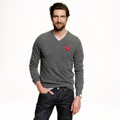 PLAY Comme des Gar�ons&reg; V-neck sweater