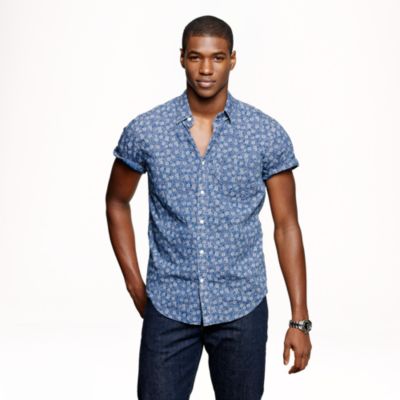 Short-sleeve shirt in indigo floral