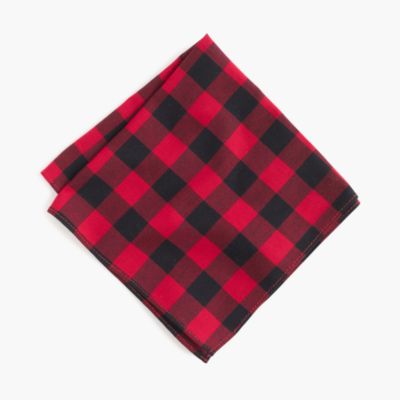 Cotton pocket square in buffalo check