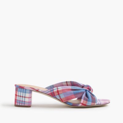 Plaid knotted slides